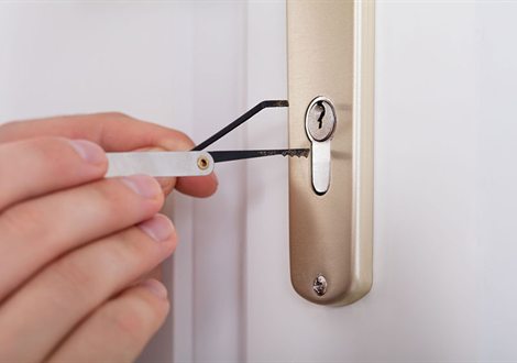 Servicio de apertura de puertas en El Raval